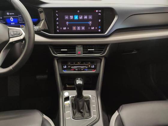 VOLKSWAGEN TAOS 1.4 250 TSI TOTAL FLEX COMFORTLINE AUTOMÁTICO
